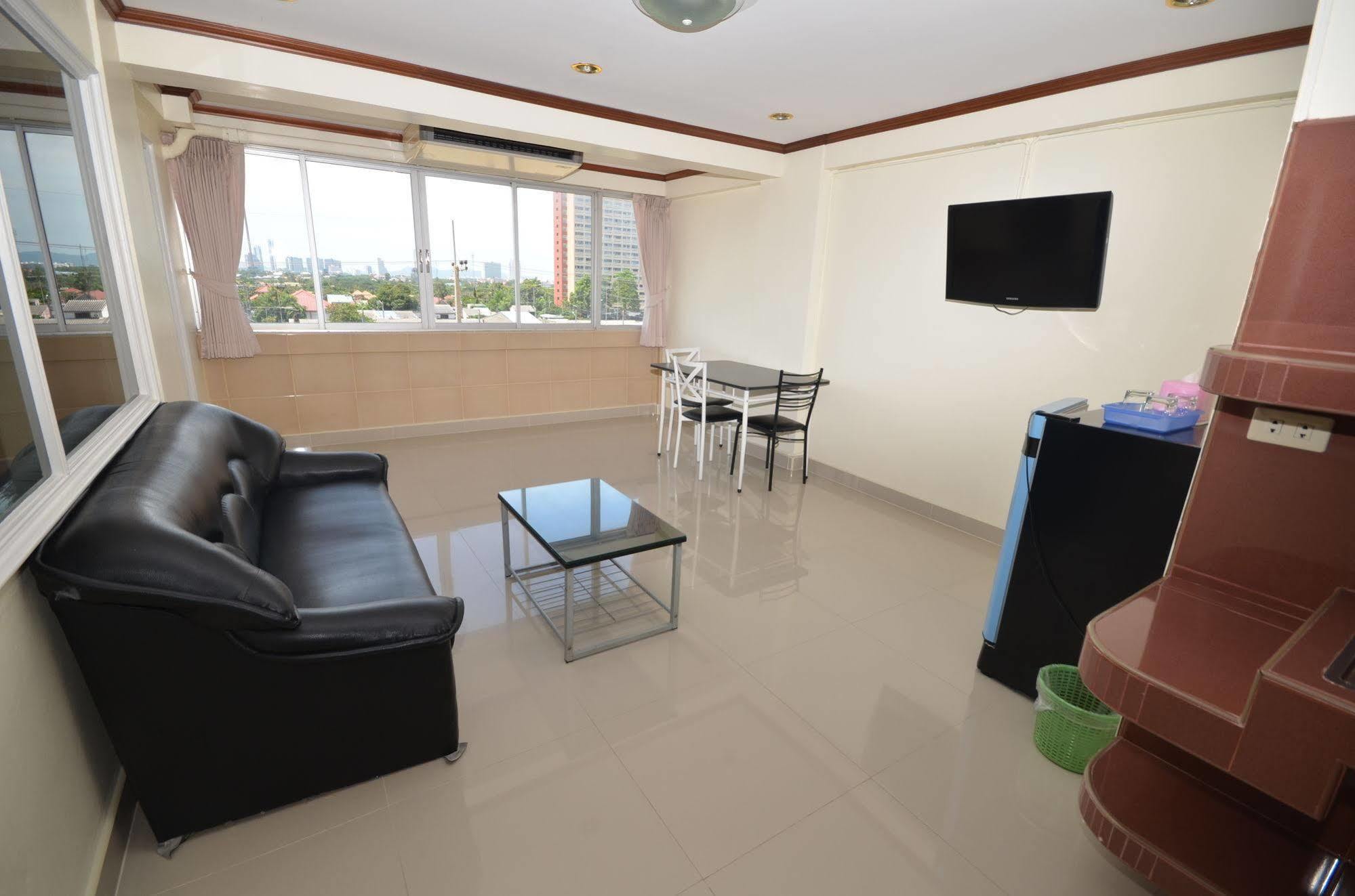הוסטל פאטאיה Cozy Loft מראה חיצוני תמונה